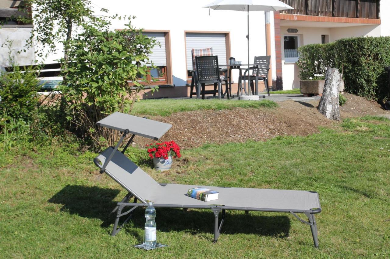 Ferienwohnung Mohrs Mehren  Bagian luar foto