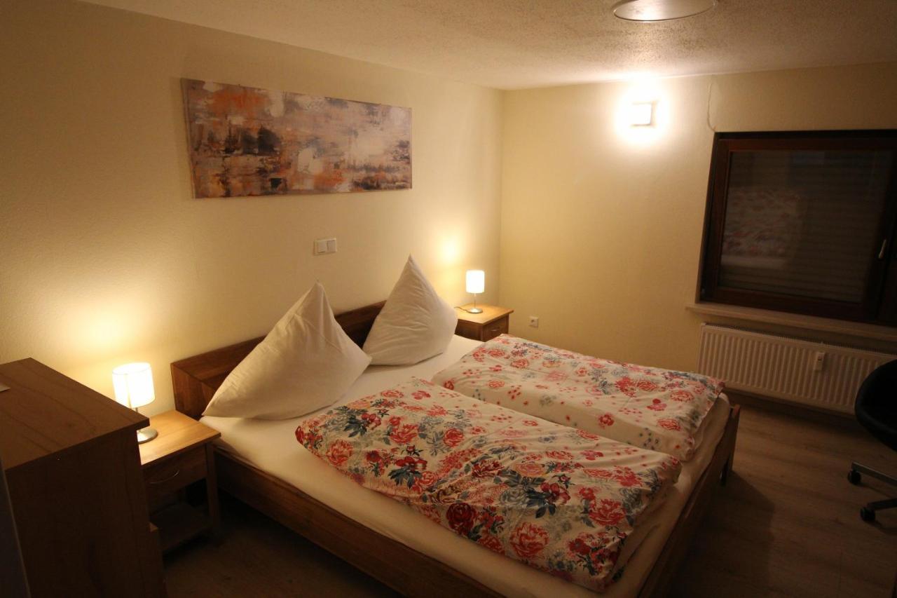 Ferienwohnung Mohrs Mehren  Bagian luar foto
